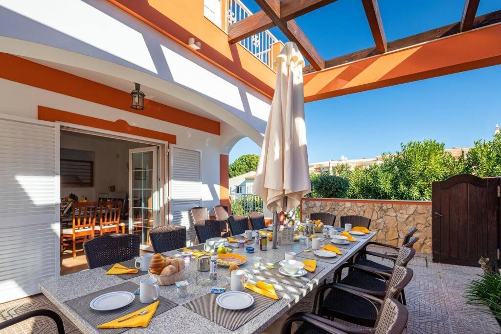 7+1 Bedroom Private Villa, Heated Pool, Games, Bbq