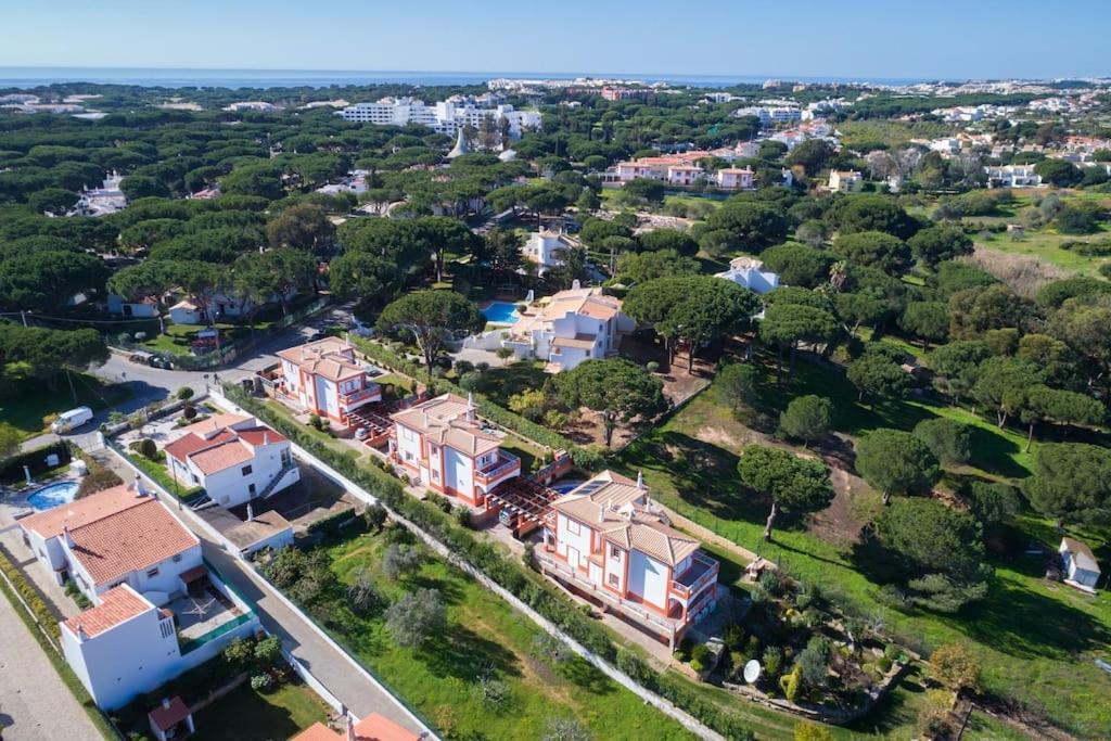 7+1 Bedroom Private Villa, Heated Pool, Games, Bbq * Albufeira